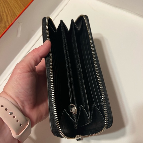 Coach purse and wallet - Picture 3 of 6